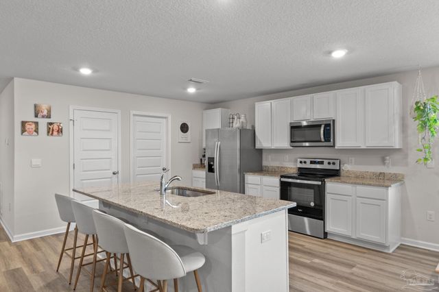 3854 James Stovall St, Pensacola, FL 32526