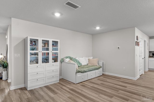 3854 James Stovall St, Pensacola, FL 32526