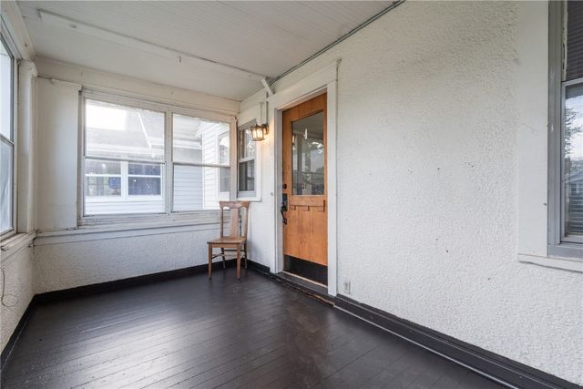 419 33rd Street NE, Cedar Rapids, IA 52402