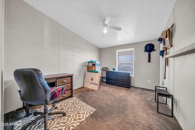 21024 W MONTGOMERY Road, Wittmann, AZ 85361