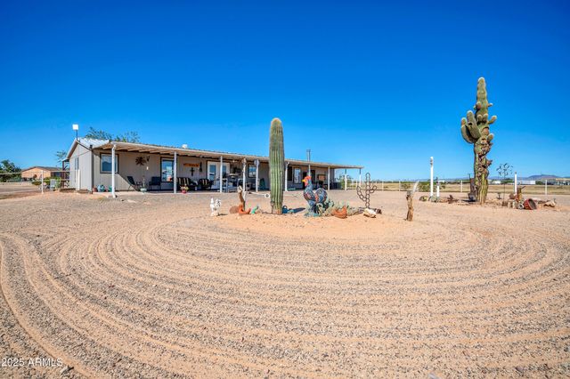 21024 W MONTGOMERY Road, Wittmann, AZ 85361