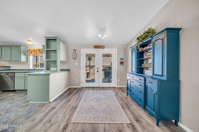 21024 W MONTGOMERY Road, Wittmann, AZ 85361