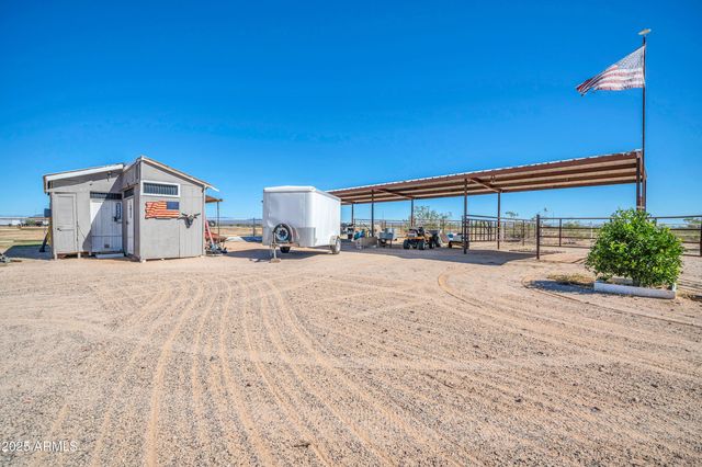 21024 W MONTGOMERY Road, Wittmann, AZ 85361