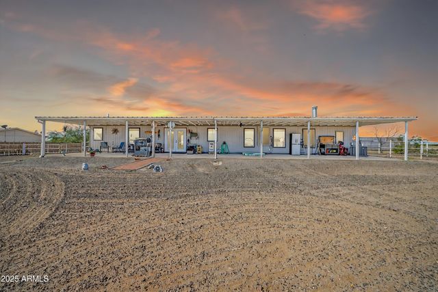 21024 W MONTGOMERY Road, Wittmann, AZ 85361