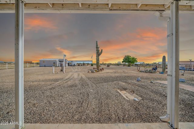 21024 W MONTGOMERY Road, Wittmann, AZ 85361