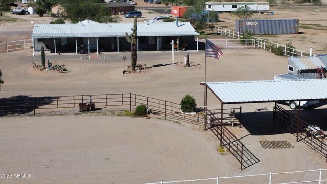 21024 W MONTGOMERY Road, Wittmann, AZ 85361