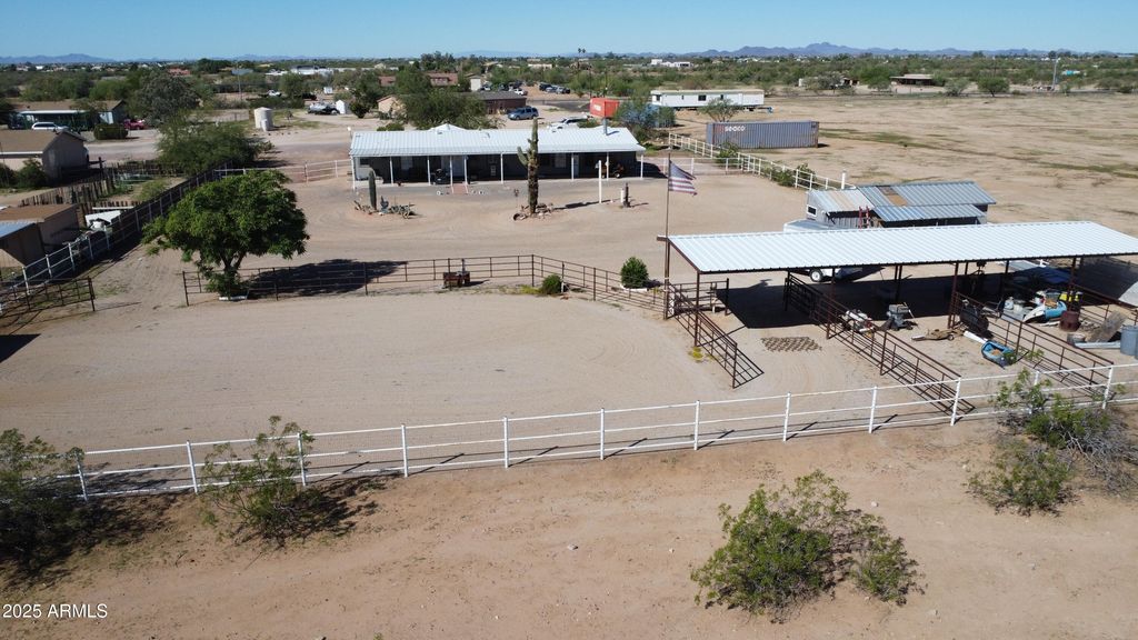 21024 W MONTGOMERY Road, Wittmann, AZ 85361