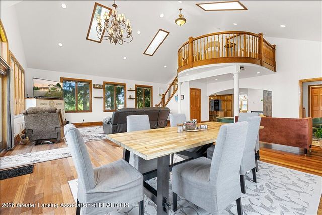 1300 S Canal Road, Lansing, MI 48917