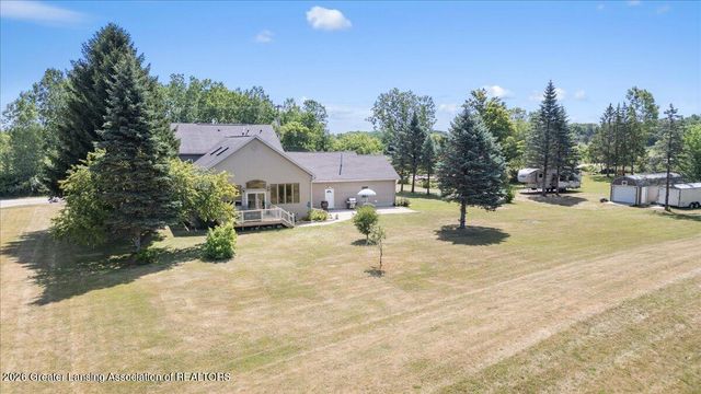 1300 S Canal Road, Lansing, MI 48917