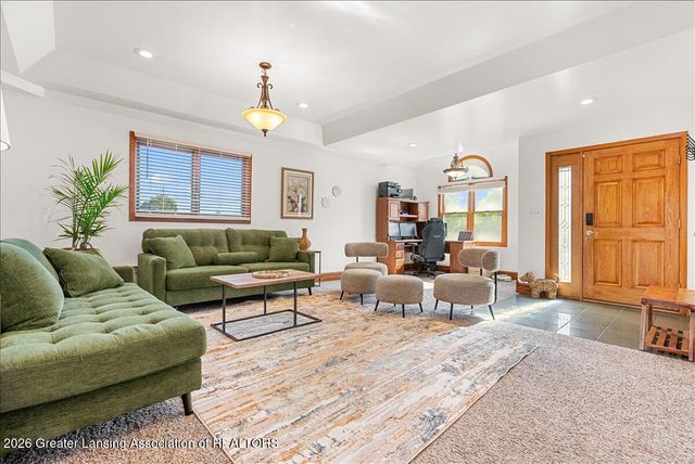 1300 S Canal Road, Lansing, MI 48917