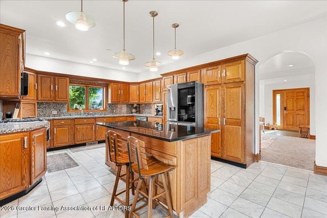 1300 S Canal Road, Lansing, MI 48917