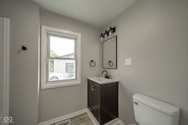 1917 Cedar Street, Anderson, IN 46016