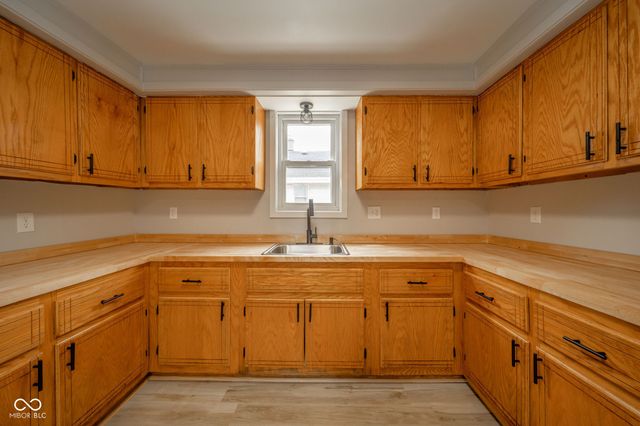 1917 Cedar Street, Anderson, IN 46016