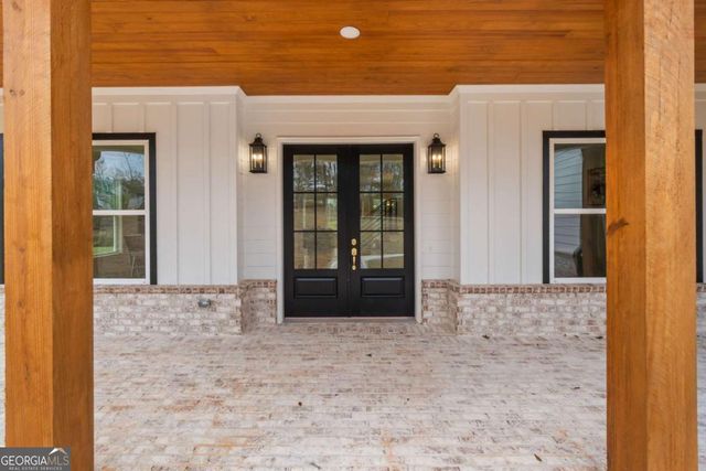 105 River Meadow Lane, Social Circle, GA 30025