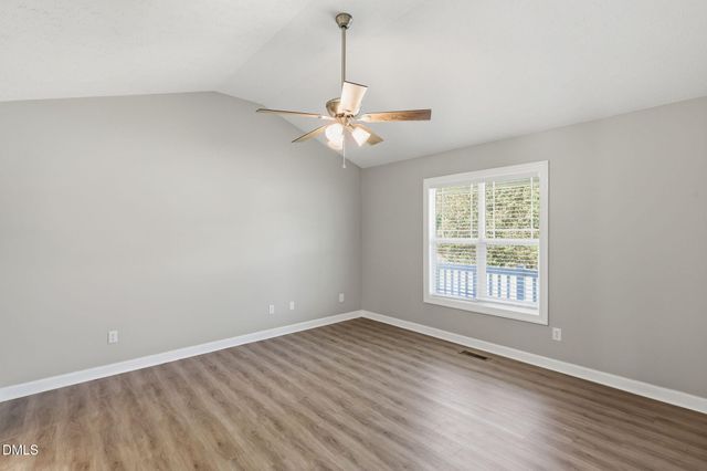 140 Trail Ridge Drive, Benson, NC 27504