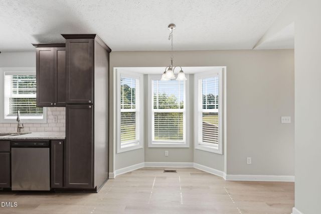 140 Trail Ridge Drive, Benson, NC 27504