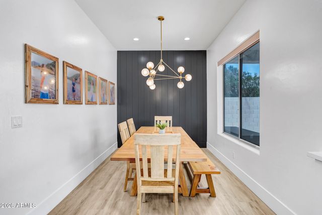 2885 S PALM Street, Gilbert, AZ 85295