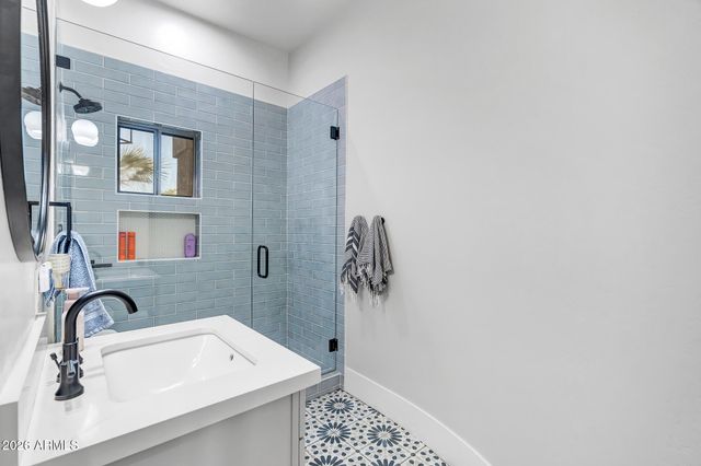 2885 S PALM Street, Gilbert, AZ 85295