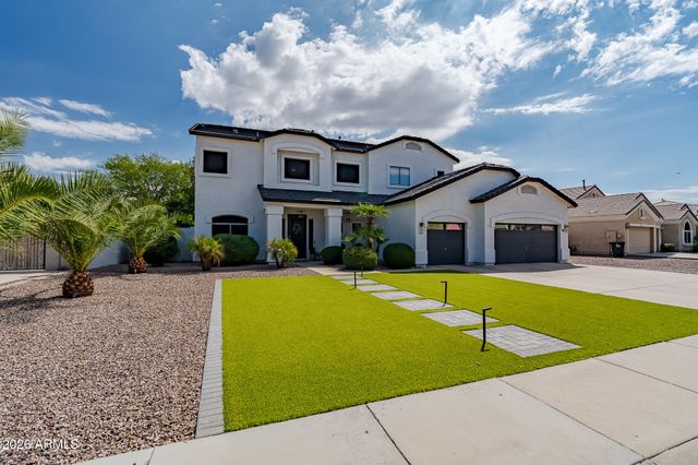 2885 S PALM Street, Gilbert, AZ 85295