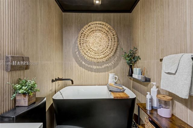 3111 N Ocean Dr 1612, Hollywood, FL 33019