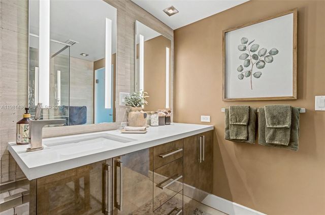 3111 N Ocean Dr 1612, Hollywood, FL 33019