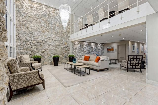 3111 N Ocean Dr 1612, Hollywood, FL 33019