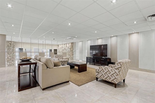 3111 N Ocean Dr 1612, Hollywood, FL 33019