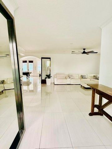 400 SW 15th Drive, Boca Raton, FL 33432