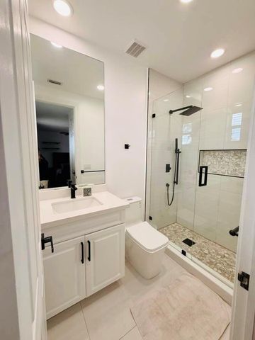 400 SW 15th Drive, Boca Raton, FL 33432