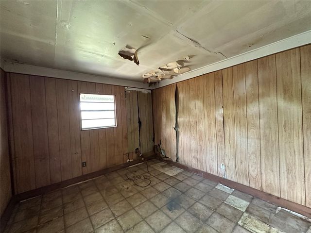 12125 Palmbeach Street, Houston, TX 77034