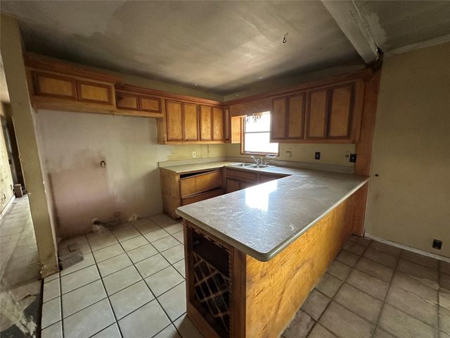 12125 Palmbeach Street, Houston, TX 77034