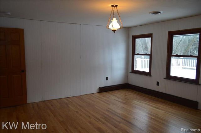 8665 Meskill Road, Columbus, MI 48063