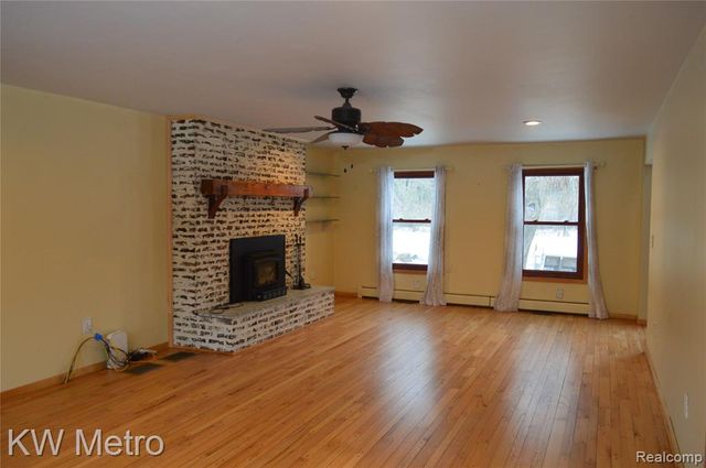 8665 Meskill Road, Columbus, MI 48063