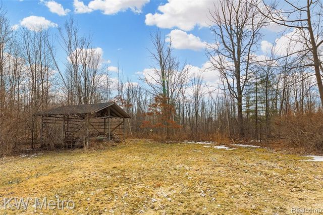 8665 Meskill Road, Columbus, MI 48063