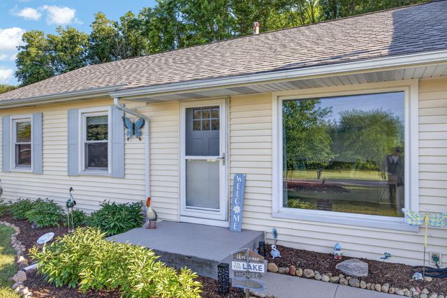 11328 Old Pierce Road, Morton Twp, MI 49346