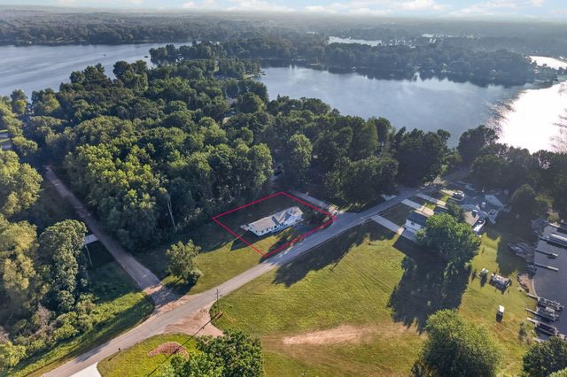 11328 Old Pierce Road, Morton Twp, MI 49346