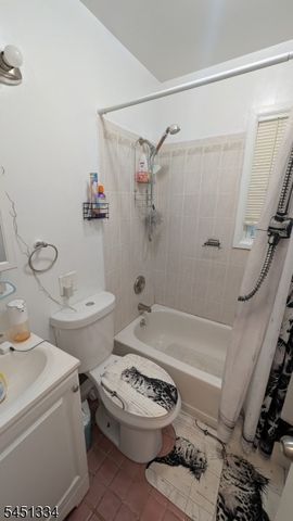 432 N Lincoln Ave, Middlesex Boro, NJ 08846
