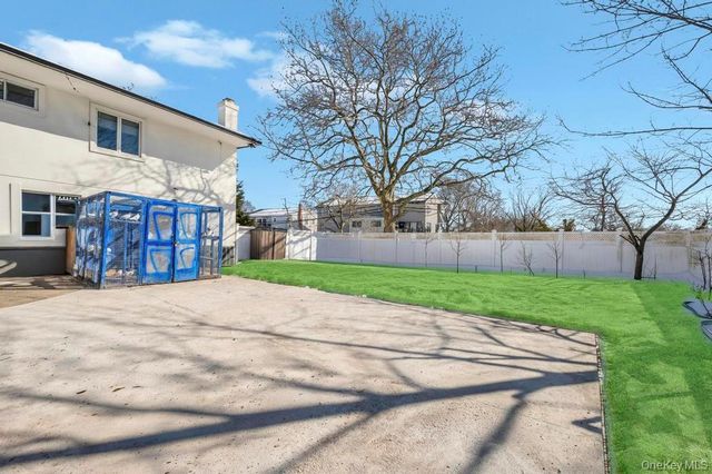 2 Valley Greens Drive, Valley Stream, NY 11581