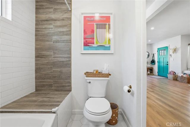 6035 Case, North Hollywood, CA 91606