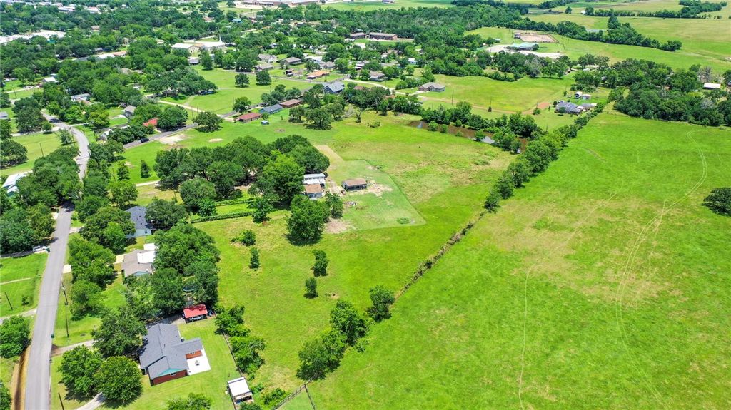12 Manning Lane, Madisonville, TX 77864 — photo 3