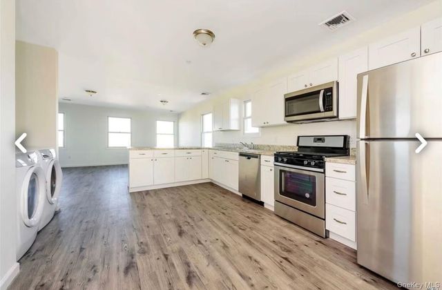 71 Illinois Avenue, Long Beach, NY 11561