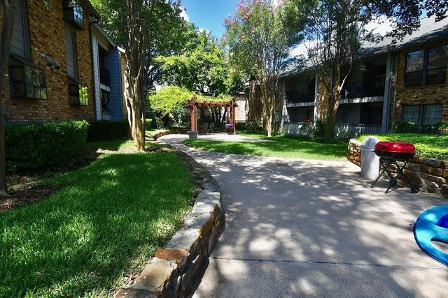 15151 Berry Trail 606, Dallas, TX 75248