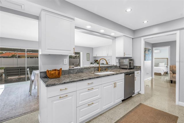 14546 ANCHORAGE CIRCLE, Seminole, FL 33776