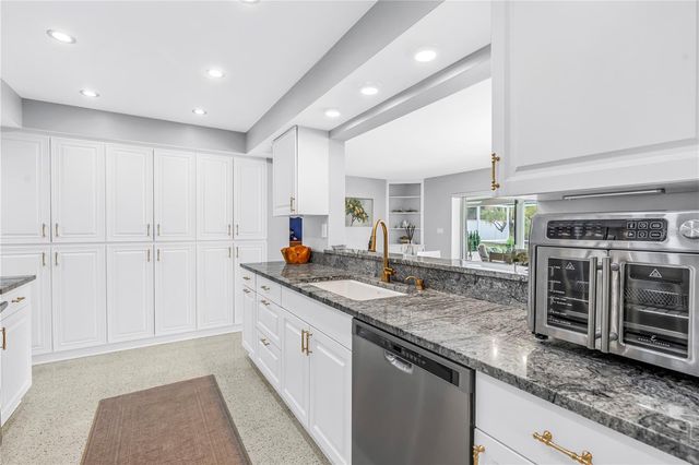 14546 ANCHORAGE CIRCLE, Seminole, FL 33776