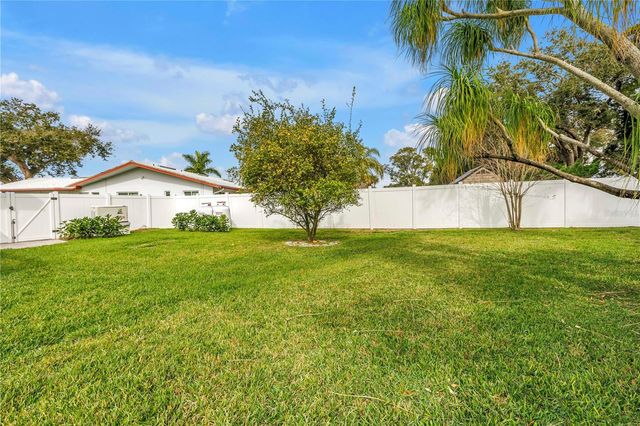 14546 ANCHORAGE CIRCLE, Seminole, FL 33776