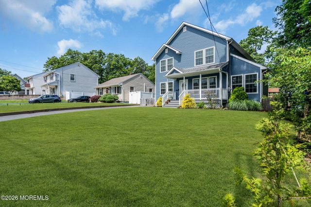 402 W Prospect Avenue, Keyport, NJ 07735