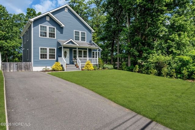 402 W Prospect Avenue, Keyport, NJ 07735