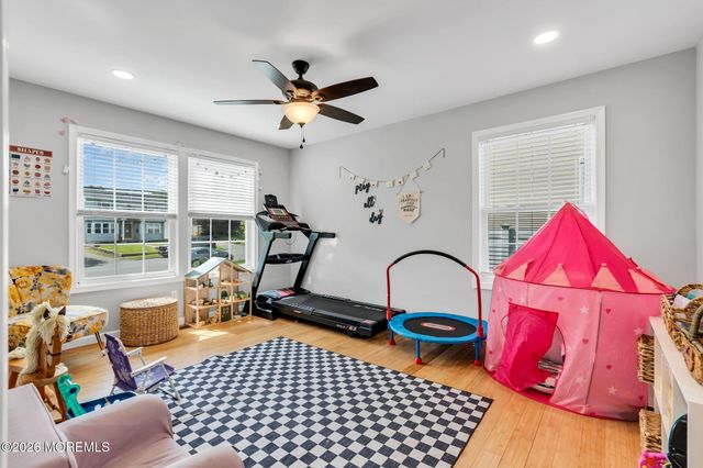 402 W Prospect Avenue, Keyport, NJ 07735