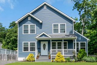 402 W Prospect Avenue, Keyport, NJ 07735