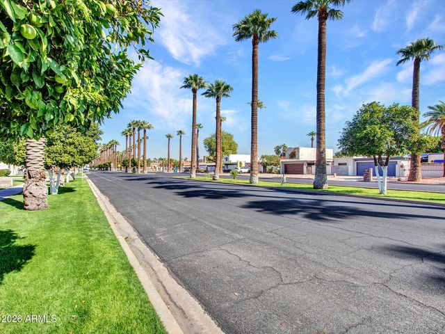 297 S HACIENDA Circle, Litchfield Park, AZ 85340